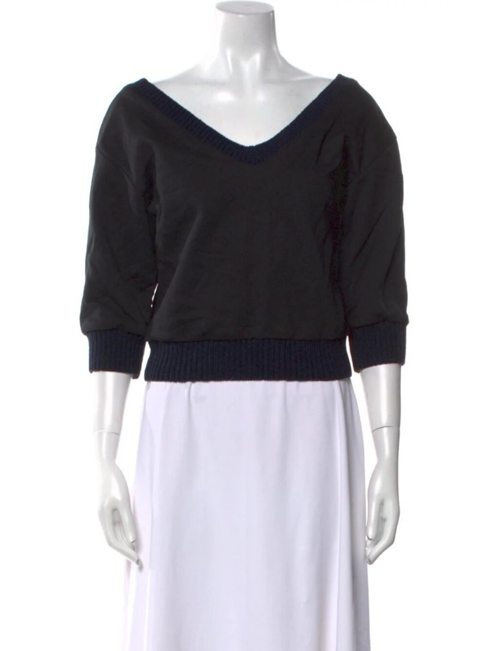 3.1 Phillip Lim V-Neck Three-Quarter Sleeve Sweatshirt| Size: M